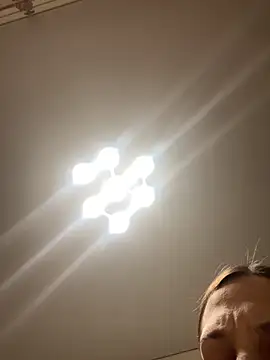 Janet Welder online show from October 2025 07:47:01 PM