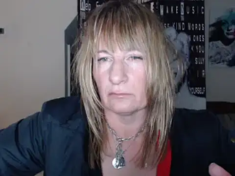 BettyDavisX online show from January 2025 10:43:02 PM