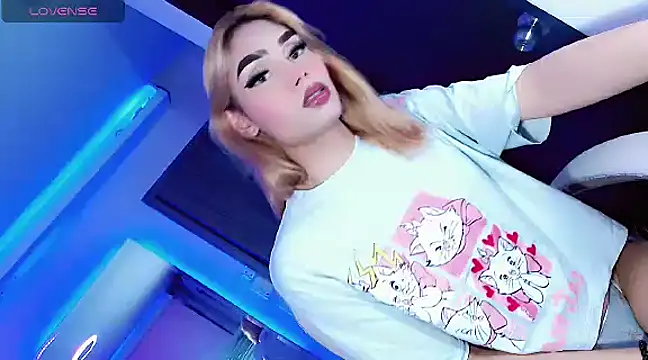 Hallyhott online show from December 2024 05:59:02 AM