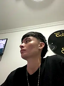 Snapshot of nico_18x chatting on November 2025 10:57:02 PM nico 18x online show from November 2025 10:57:02 PM