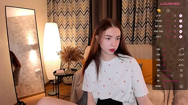 Snapshot of MilliBrown_ chatting on January 2025 11:56:02 AM MilliBrown online show from January 2025 11:56:02 AM