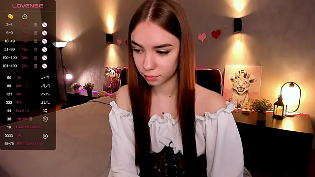 Snapshot of MilliBrown_ chatting on September 2025 06:19:02 AM MilliBrown online show from September 2025 06:19:02 AM