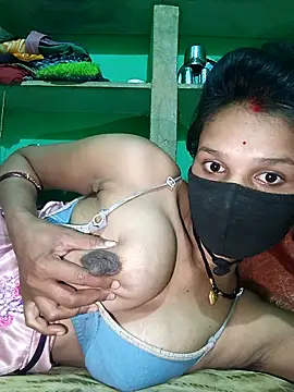 Hoty girl 143 online show from February 2026 07:54:01 PM