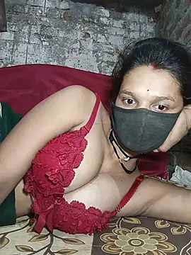 Snapshot of Hoty_girl_143 chatting on May 2026 01:21:01 AM Hoty girl 143 online show from May 2026 01:21:01 AM