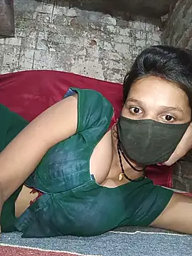 Snapshot of Hoty_girl_143 chatting on June 2026 12:56:02 AM Hoty girl 143 online show from June 2026 12:56:02 AM