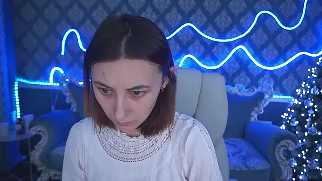 Snapshot of Roxy_Rayy chatting on December 2024 07:48:02 PM Roxy Rayy online show from December 2024 07:48:02 PM