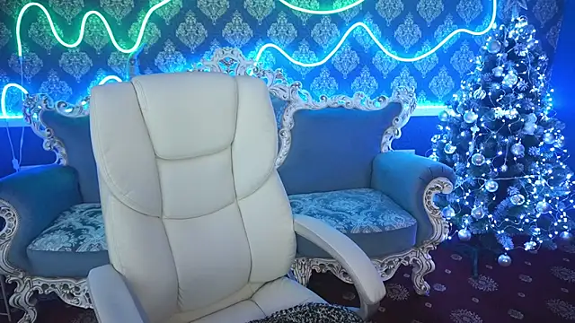 Snapshot of Roxy_Rayy chatting on December 2024 04:31:02 AM Roxy Rayy online show from December 2024 04:31:02 AM