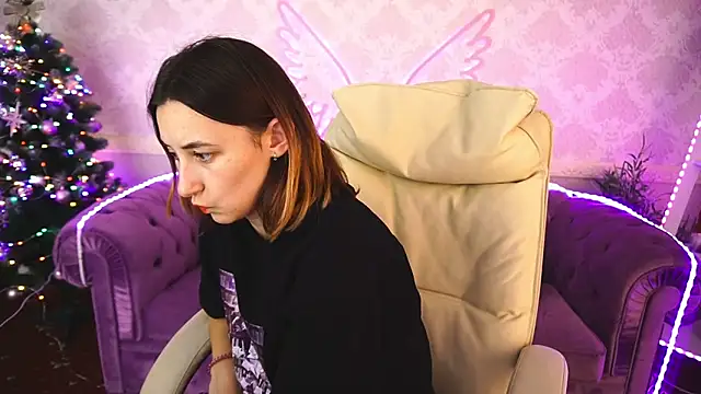 Snapshot of Roxy_Rayy chatting on December 2024 05:32:02 PM Roxy Rayy online show from December 2024 05:32:02 PM