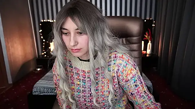 Snapshot of Roxy_Rayy chatting on January 2025 02:11:02 AM Roxy Rayy online show from January 2025 02:11:02 AM