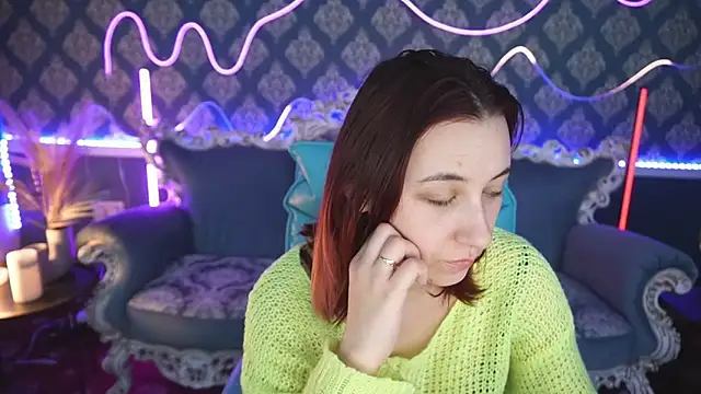 Snapshot of Roxy_Rayy chatting on February 2025 04:22:01 AM Roxy Rayy online show from February 2025 04:22:01 AM