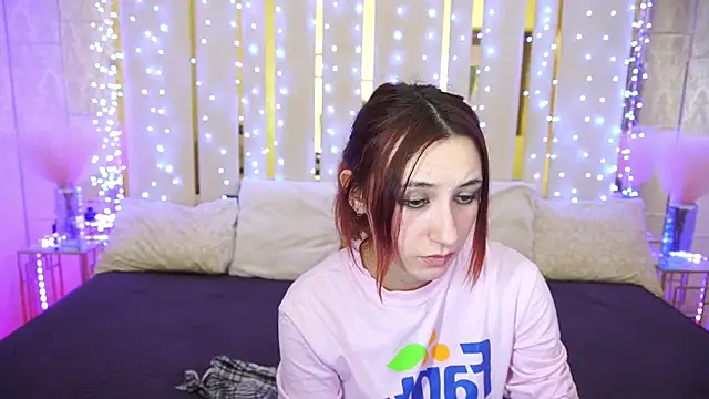 Snapshot of Roxy_Rayy chatting on March 2025 07:05:01 PM Roxy Rayy online show from March 2025 07:05:01 PM