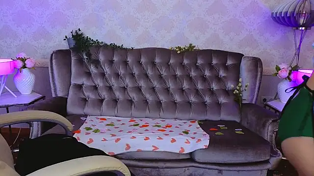 Snapshot of Roxy_Rayy chatting on September 2025 06:09:01 PM Roxy Rayy online show from September 2025 06:09:01 PM