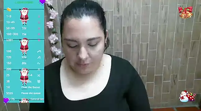 solyeria online show from December 2024 08:26:02 PM