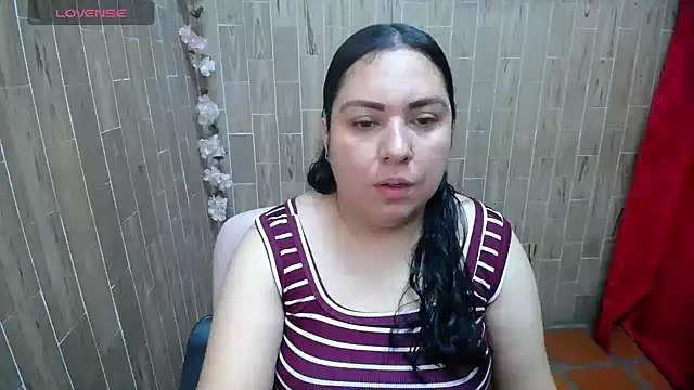 solyeria online show from May 2026 03:38:02 PM