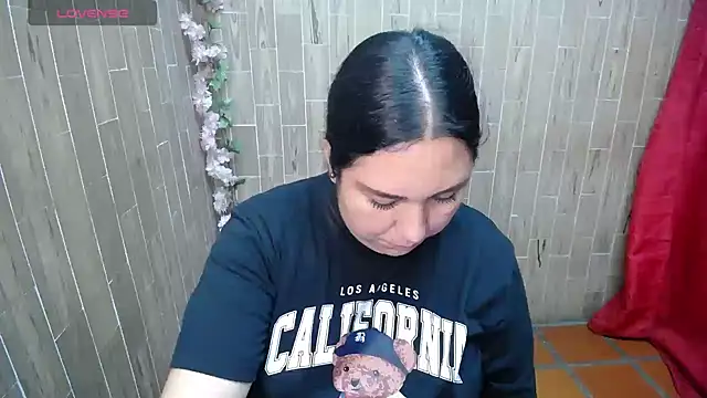 Snapshot of solyeria chatting on July 2026 04:05:02 AM solyeria online show from July 2026 04:05:02 AM