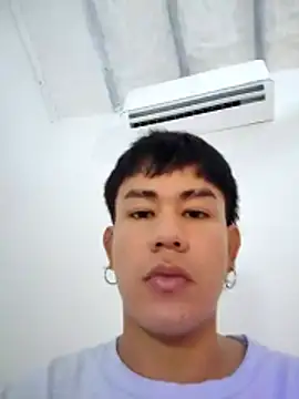 Dalejo02 online show from December 2025 08:25:01 PM