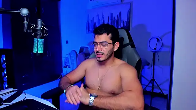 BrunoD31 online show from November 2025 03:45:01 AM