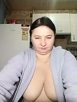 Holly-69 online show from December 2024 09:09:02 PM