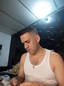 CRISTHIAN GREY01 online show from January 2026 05:49:02 PM