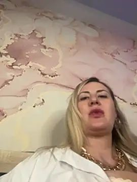 LanaShockk online show from July 2026 04:25:02 PM