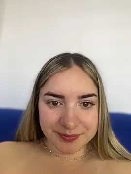 imlindapink online show from January 2026 02:33:01 PM