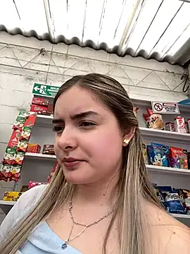 imlindapink online show from March 2026 07:10:01 PM