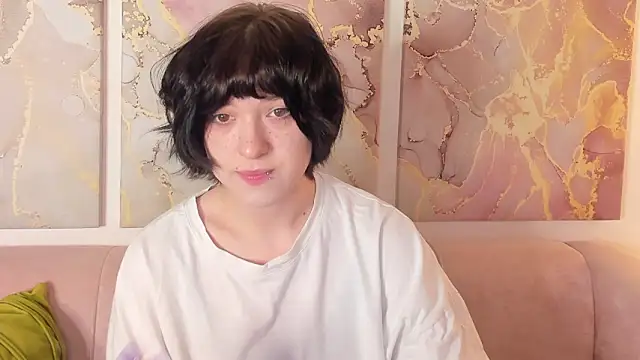 fiamoory online show from December 2025 01:32:01 AM