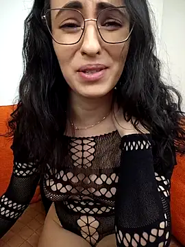 saidaskye online show from December 2025 04:35:02 PM