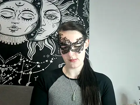 Snapshot of LexiSnowUK chatting on February 2025 12:14:02 PM LexiSnowUK online show from February 2025 12:14:02 PM