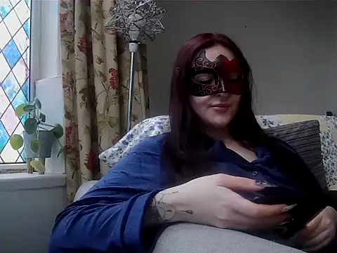 LexiSnowUK online show from February 2026 09:45:01 AM