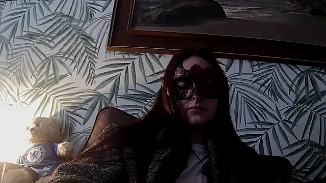 LexiSnowUK online show from April 2026 08:34:01 AM