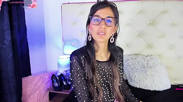  jade white  online show from March 2025 12:51:01 PM