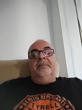 Satiro Sevilla online show from April 2026 07:07:02 PM