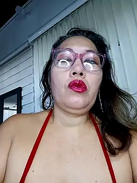 Snapshot of anniecoopeer chatting on January 2025 11:45:02 AM anniecoopeer online show from January 2025 11:45:02 AM