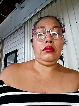 Snapshot of anniecoopeer chatting on January 2025 03:50:01 PM anniecoopeer online show from January 2025 03:50:01 PM