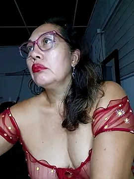 Snapshot of anniecoopeer chatting on February 2025 12:05:02 AM anniecoopeer online show from February 2025 12:05:02 AM