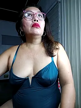 Snapshot of anniecoopeer chatting on February 2025 11:09:01 PM anniecoopeer online show from February 2025 11:09:01 PM