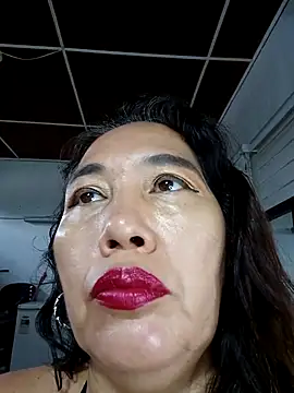 Snapshot of anniecoopeer chatting on March 2025 12:12:01 PM anniecoopeer online show from March 2025 12:12:01 PM