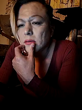 HoneyBdaQueen online show from April 2026 02:42:02 AM