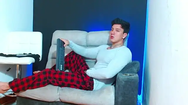 JUSTIN FULLER1 online show from March 2026 06:46:02 PM