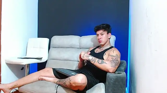 JUSTIN FULLER1 online show from April 2026 03:54:02 AM
