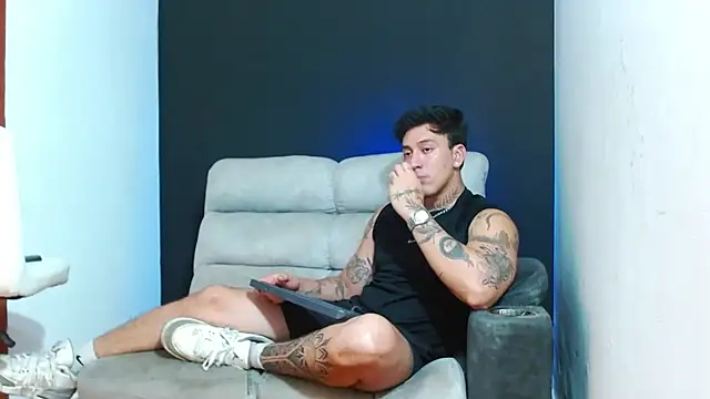 JUSTIN FULLER1 online show from July 2026 04:14:02 AM
