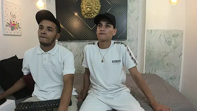 JordanAndAndrew online show from February 2025 07:38:01 PM