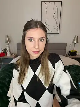 emma05 online show from May 2026 05:59:02 AM