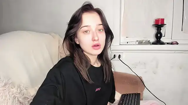 eva and adam1 online show from April 2026 12:33:01 AM