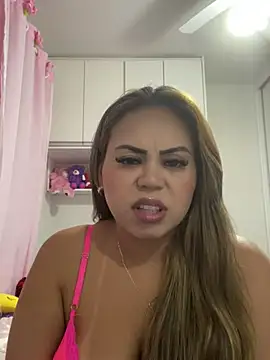 lariic online show from January 2025 12:03:01 AM