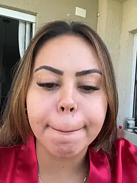 lariic online show from April 2026 02:27:02 PM