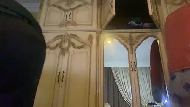 emylolo9 online show from December 2024 06:08:01 PM