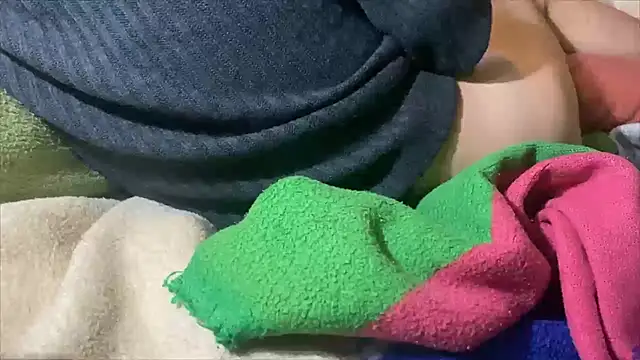 emylolo9 online show from December 2024 07:31:02 PM