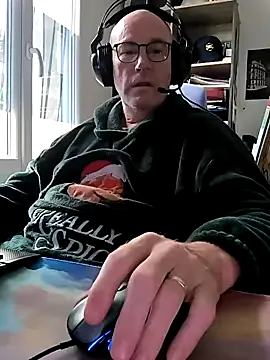 bogland33 online show from February 2025 01:29:01 PM